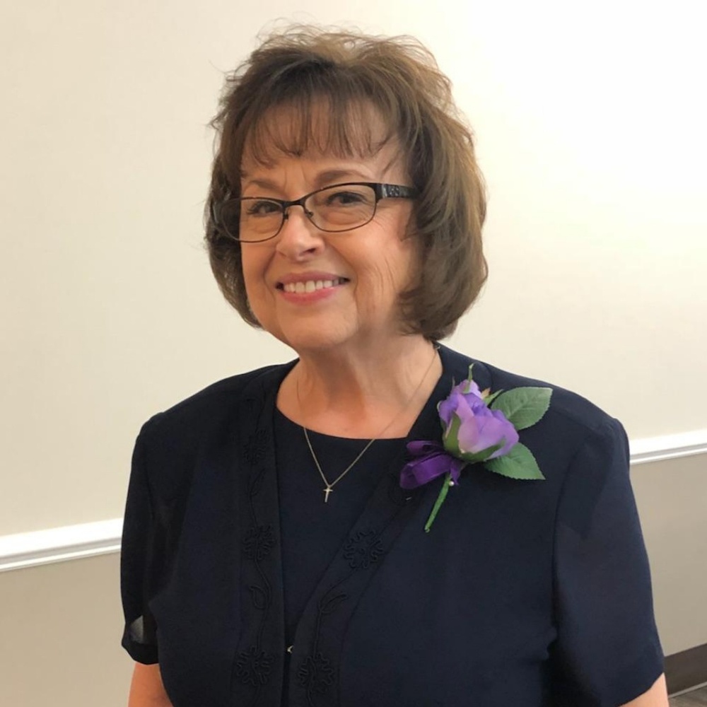 Meet your Posher, Linda